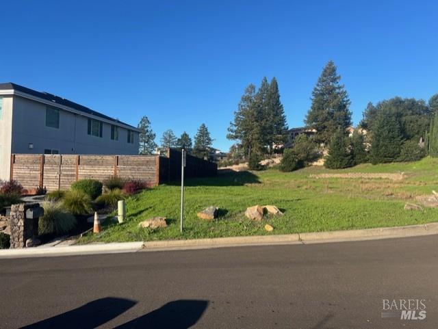 Detail Gallery Image 2 of 29 For 2005 Bracken Ct, Santa Rosa,  CA 95403 - – Beds | – Baths