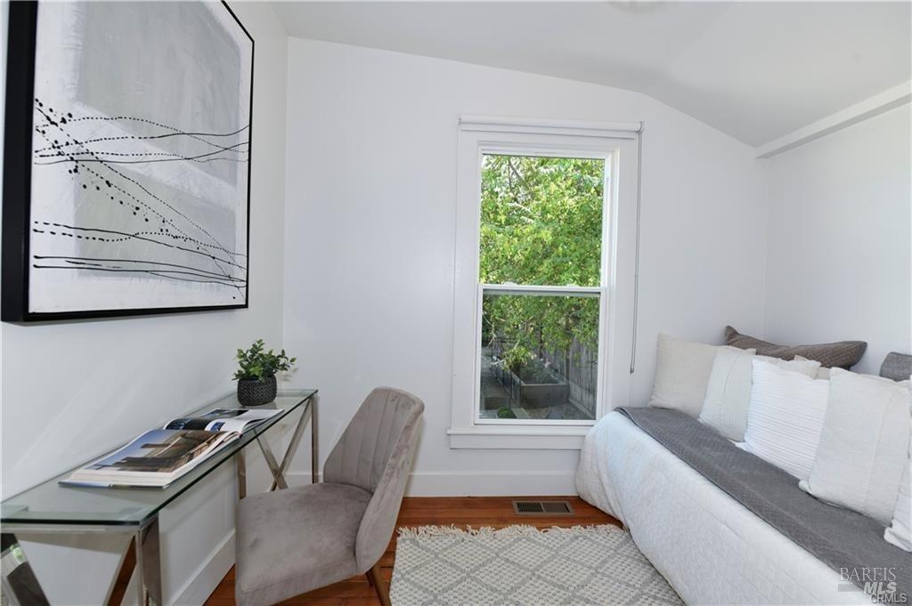 Detail Gallery Image 13 of 24 For 1445 Tainter St, Saint Helena,  CA 94574 - 3 Beds | 2 Baths