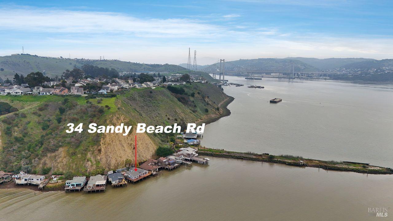 Detail Gallery Image 5 of 57 For 34 Sandy Beach Rd, Vallejo,  CA 94590 - 2 Beds | 2 Baths