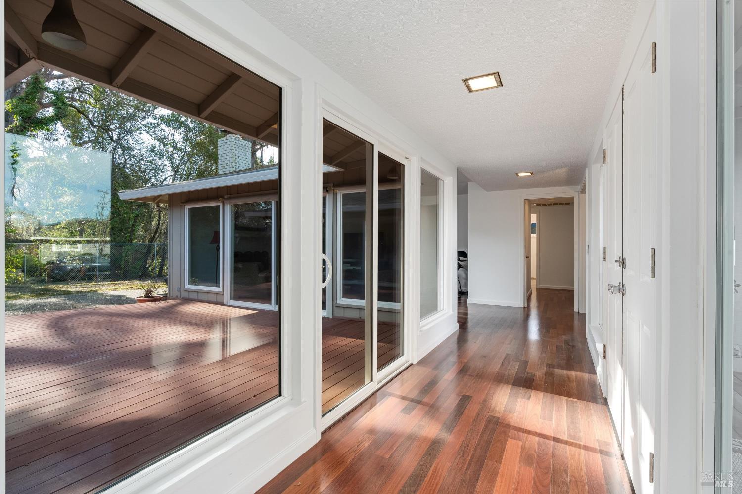 Detail Gallery Image 26 of 35 For 5330 Marit Dr, Santa Rosa,  CA 95409 - 3 Beds | 2/1 Baths