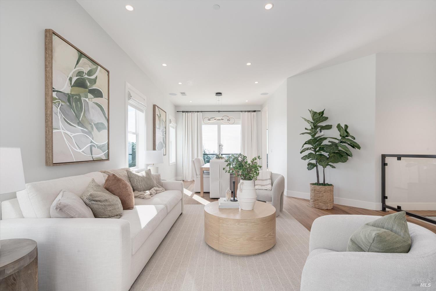 Detail Gallery Image 6 of 60 For 2116 Wedgewood Way, Santa Rosa,  CA 95404 - 4 Beds | 4 Baths