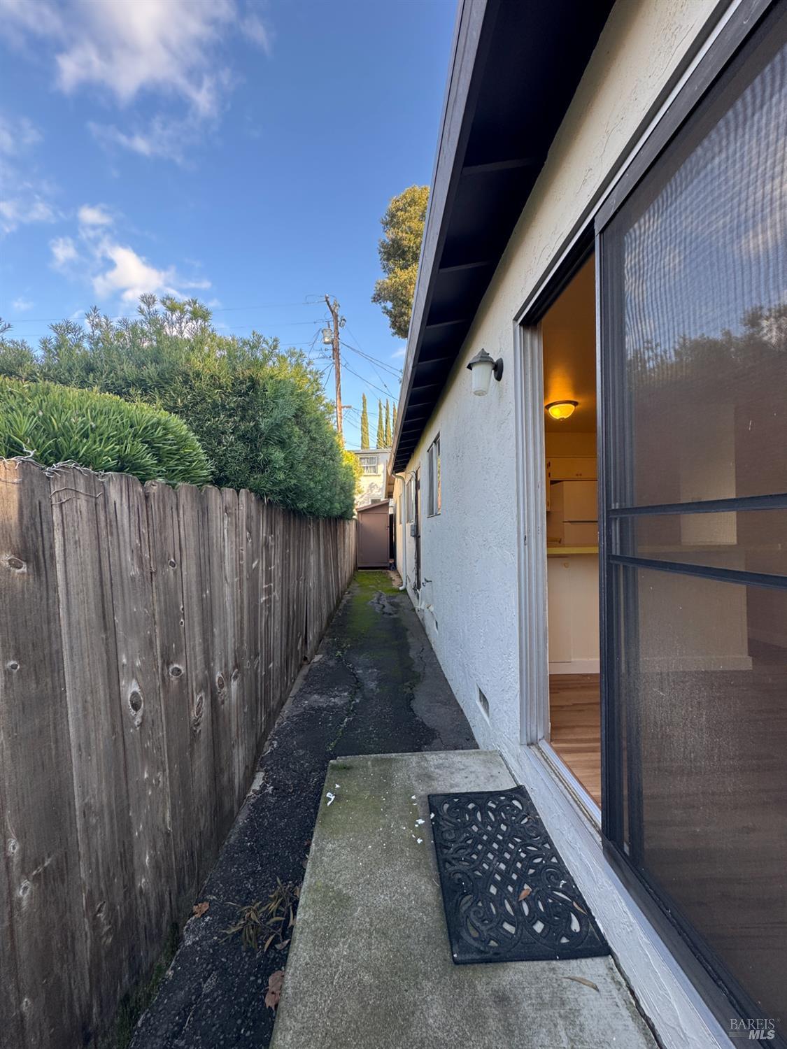 Detail Gallery Image 30 of 33 For Address Is Not Disclosed, Vallejo,  CA 94591 - 2 Beds | 1 Baths