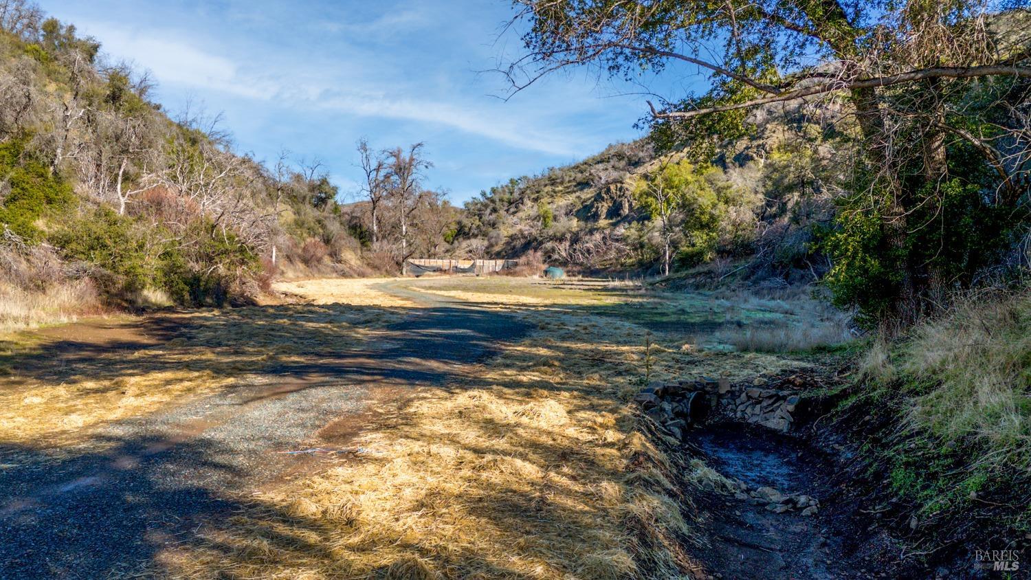 Detail Gallery Image 5 of 13 For 3427 Scotts Creek Rd, Lakeport,  CA 95453 - – Beds | – Baths