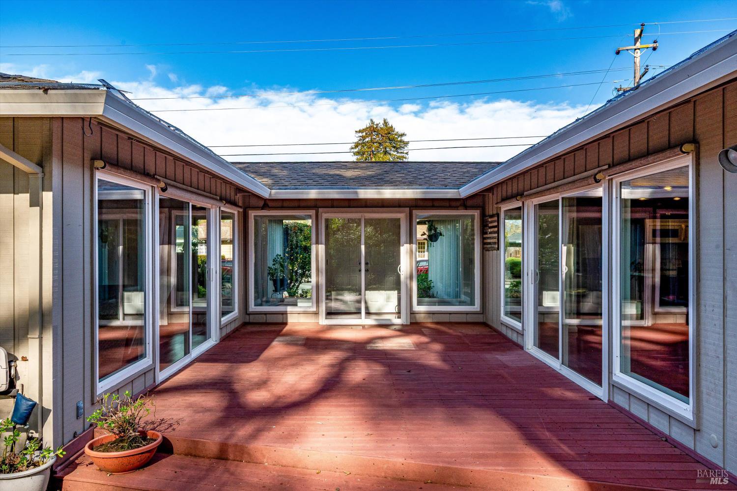 Detail Gallery Image 28 of 35 For 5330 Marit Dr, Santa Rosa,  CA 95409 - 3 Beds | 2/1 Baths