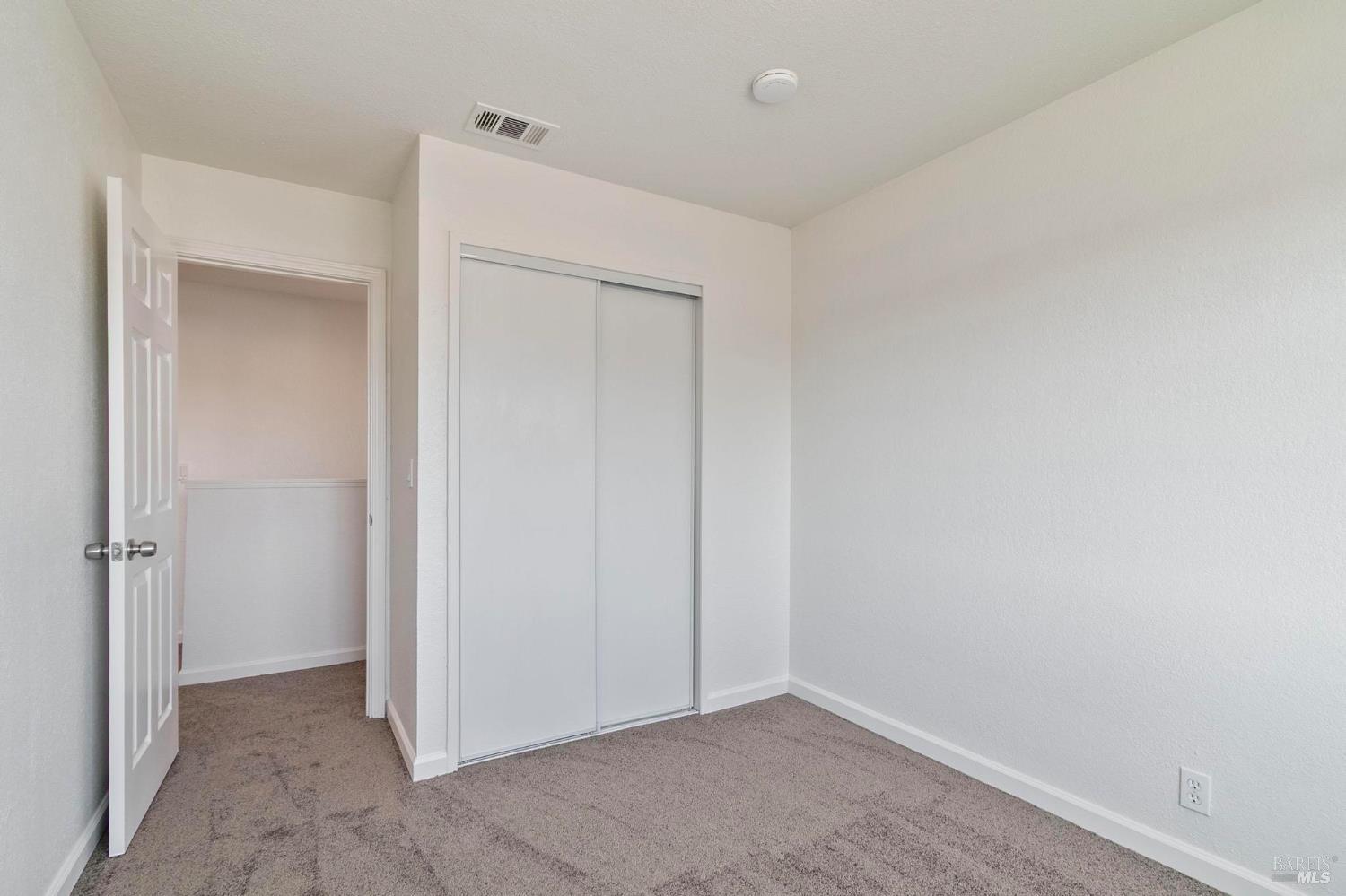 Detail Gallery Image 21 of 37 For 802 Tree Duck Way, Suisun City,  CA 94585 - 4 Beds | 2/1 Baths