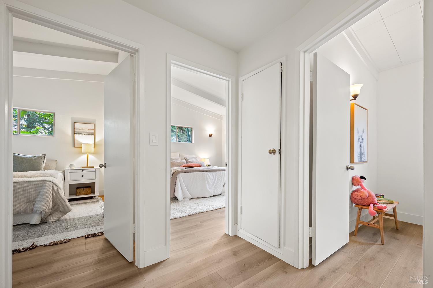 Detail Gallery Image 25 of 69 For 1417 Deer Ln, Sebastopol,  CA 95472 - 4 Beds | 2/1 Baths