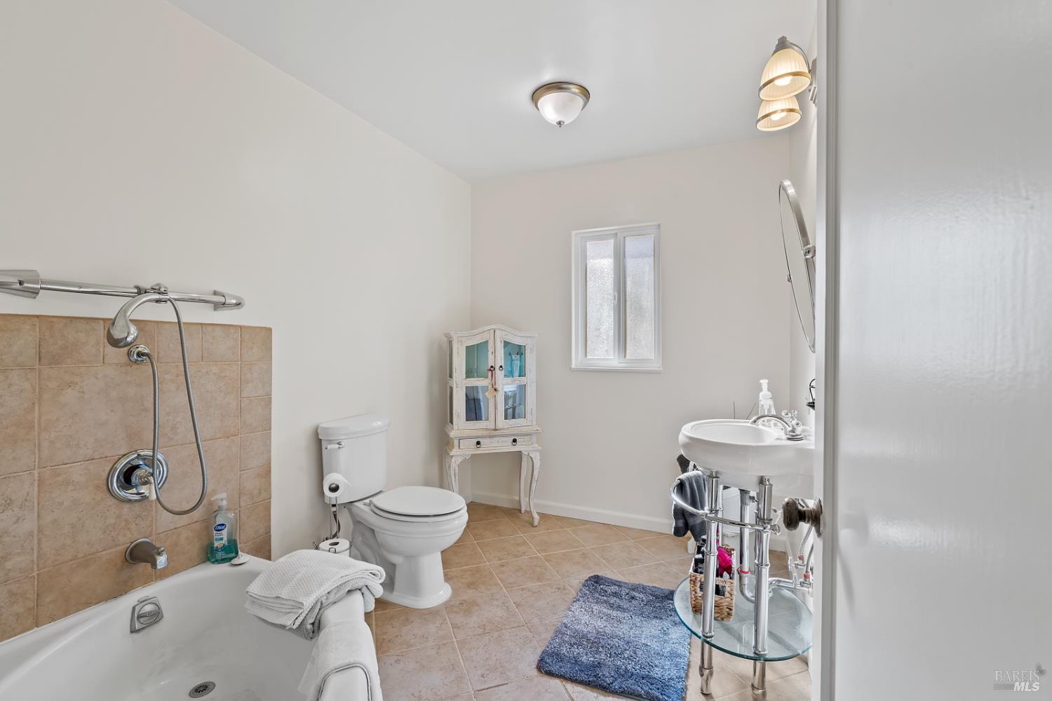 Detail Gallery Image 33 of 51 For 111 Lilac Ln, Saint Helena,  CA 94574 - 2 Beds | 2 Baths