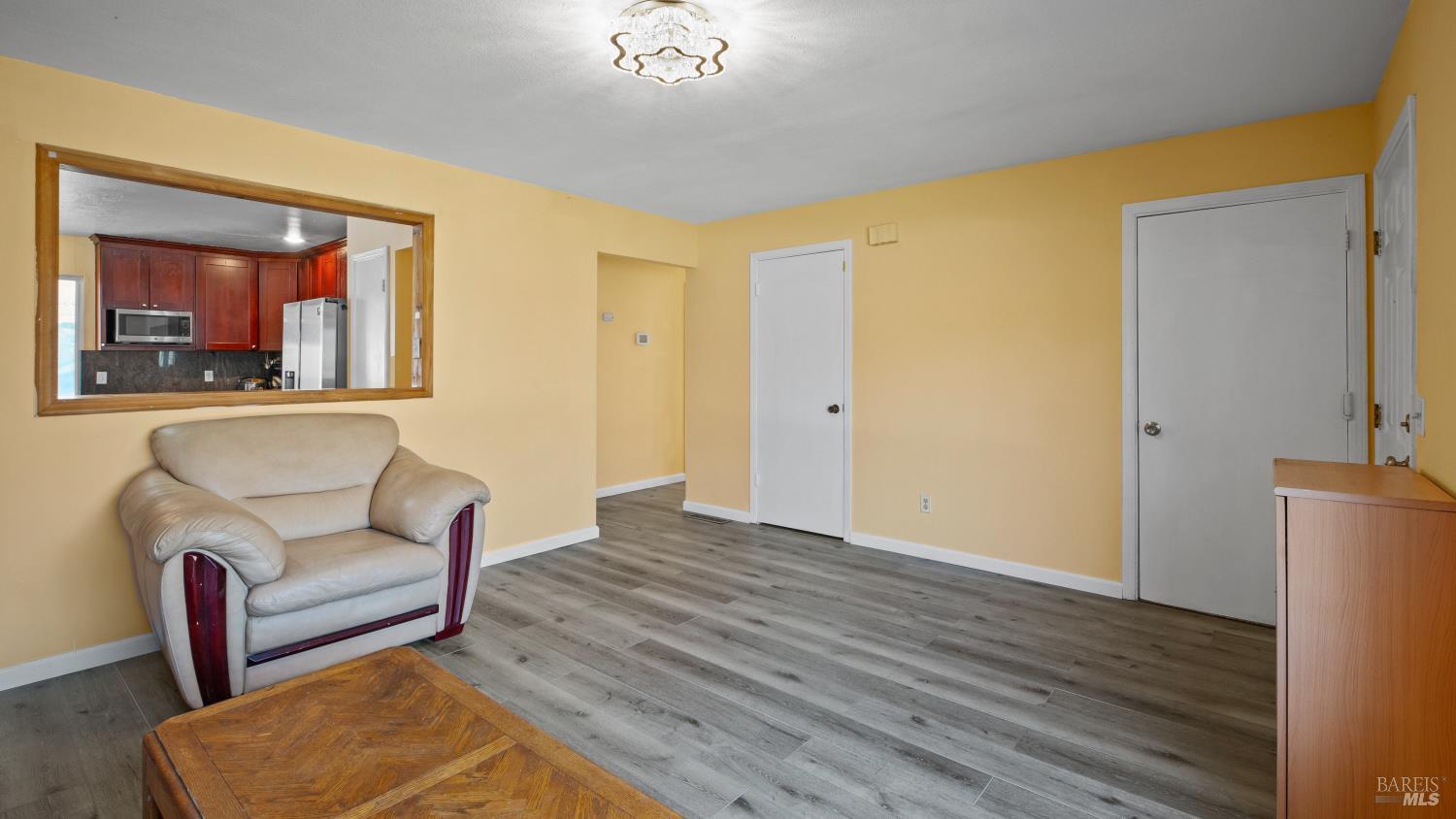 Detail Gallery Image 6 of 32 For 5036 Algiers Ave, Santa Rosa,  CA 95409 - 4 Beds | 3 Baths