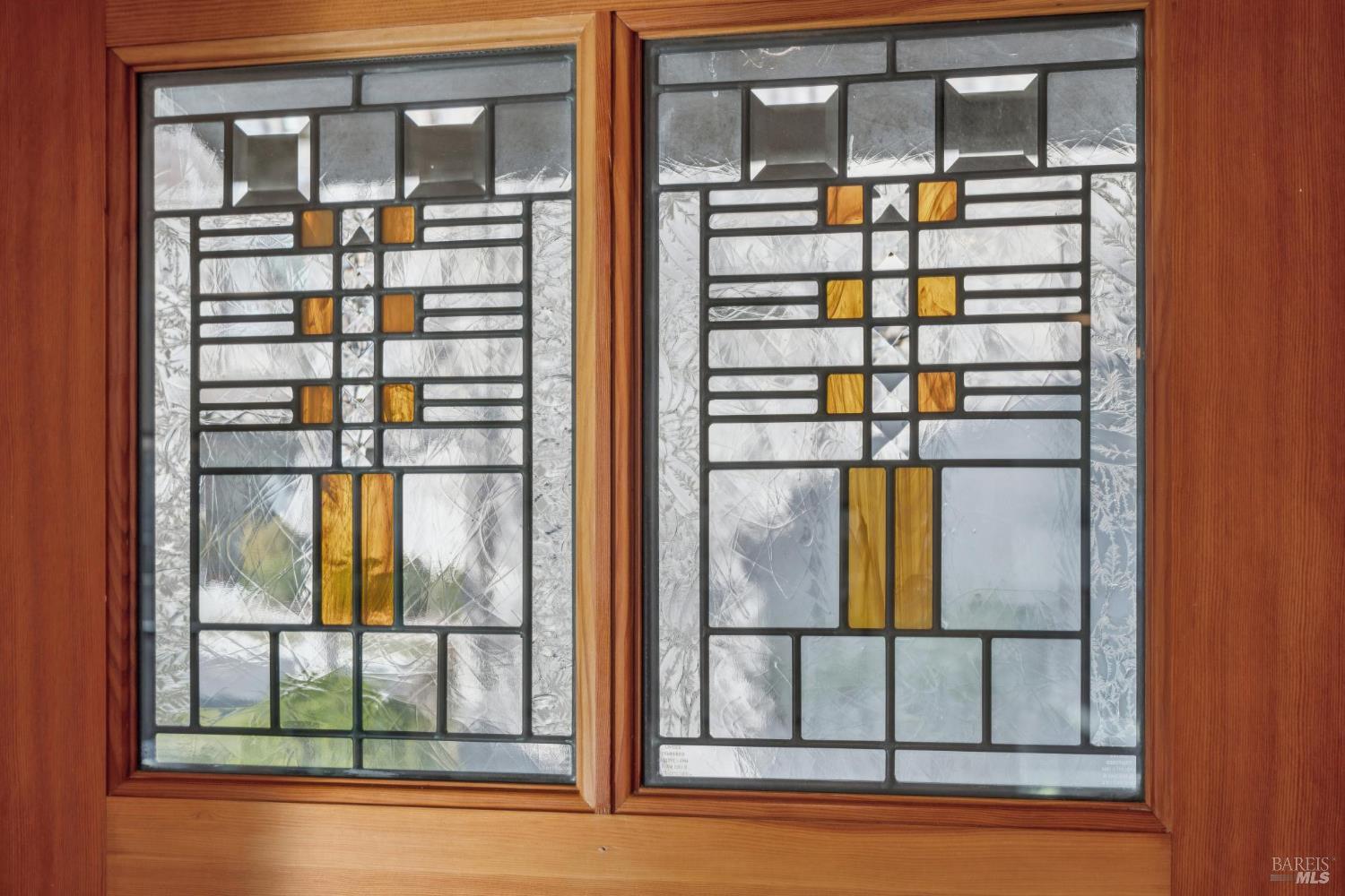 Detail Gallery Image 16 of 70 For 3 Chapparal Ct, Novato,  CA 94949 - 4 Beds | 2/1 Baths