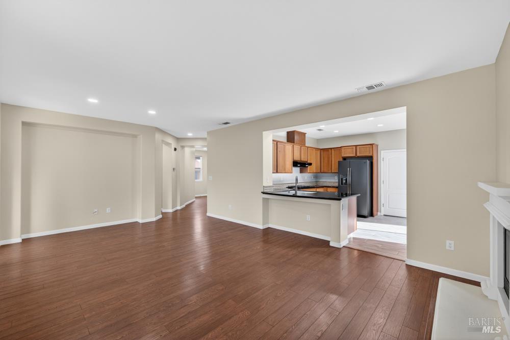 Detail Gallery Image 11 of 48 For 3079 Red Maple Ct, Vacaville,  CA 95687 - 2 Beds | 2 Baths