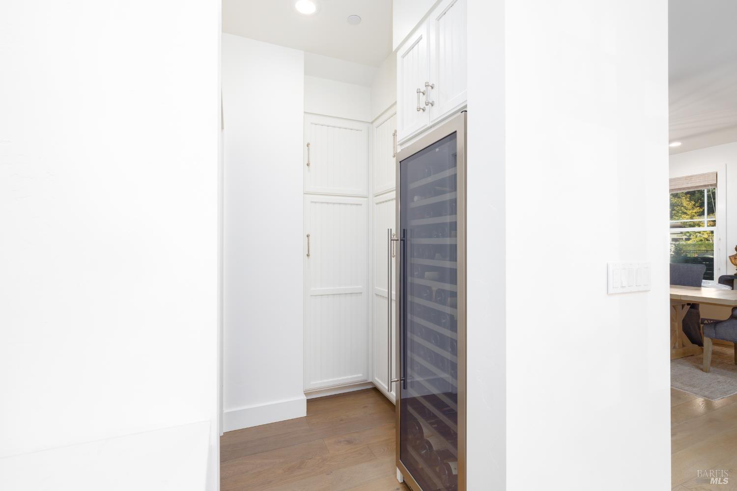 Detail Gallery Image 21 of 36 For 319 1st St, Healdsburg,  CA 95448 - 4 Beds | 4/1 Baths