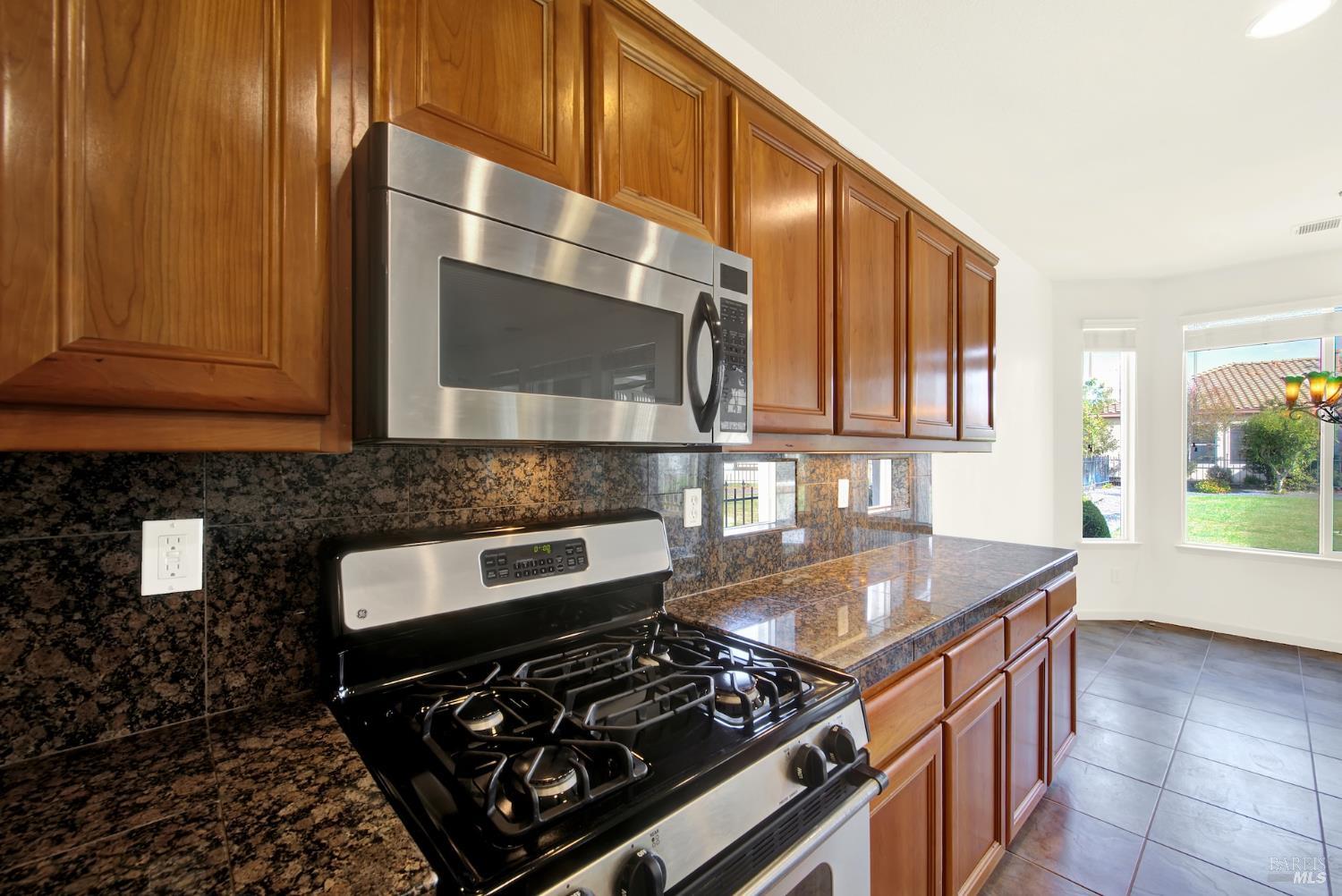 Detail Gallery Image 23 of 60 For 255 Rivercliff Dr, Rio Vista,  CA 94571 - 2 Beds | 2 Baths