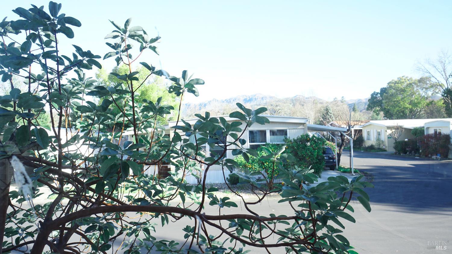 Detail Gallery Image 6 of 28 For 2412 Foothill Blvd 63, Calistoga,  CA 94515 - 2 Beds | 2 Baths