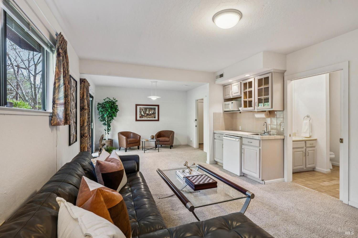 Detail Gallery Image 39 of 63 For 11 Badger Ct, Novato,  CA 94949 - 4 Beds | 3 Baths