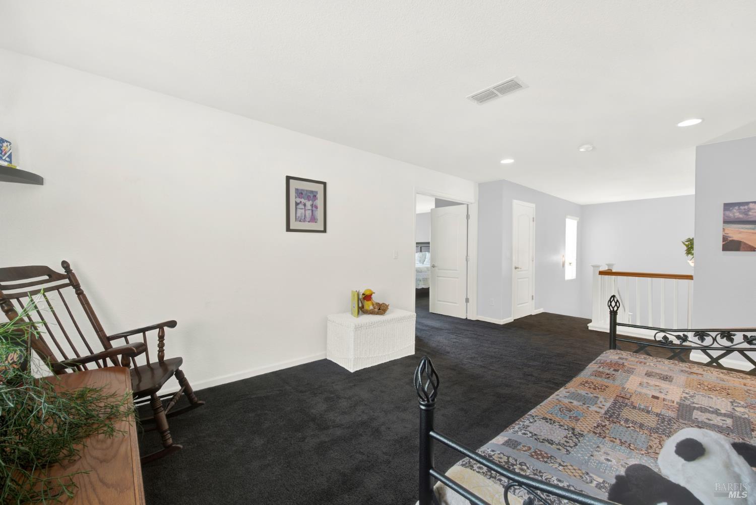 Detail Gallery Image 32 of 51 For 652 Greentree Cir, Fairfield,  CA 94534 - 4 Beds | 2/1 Baths