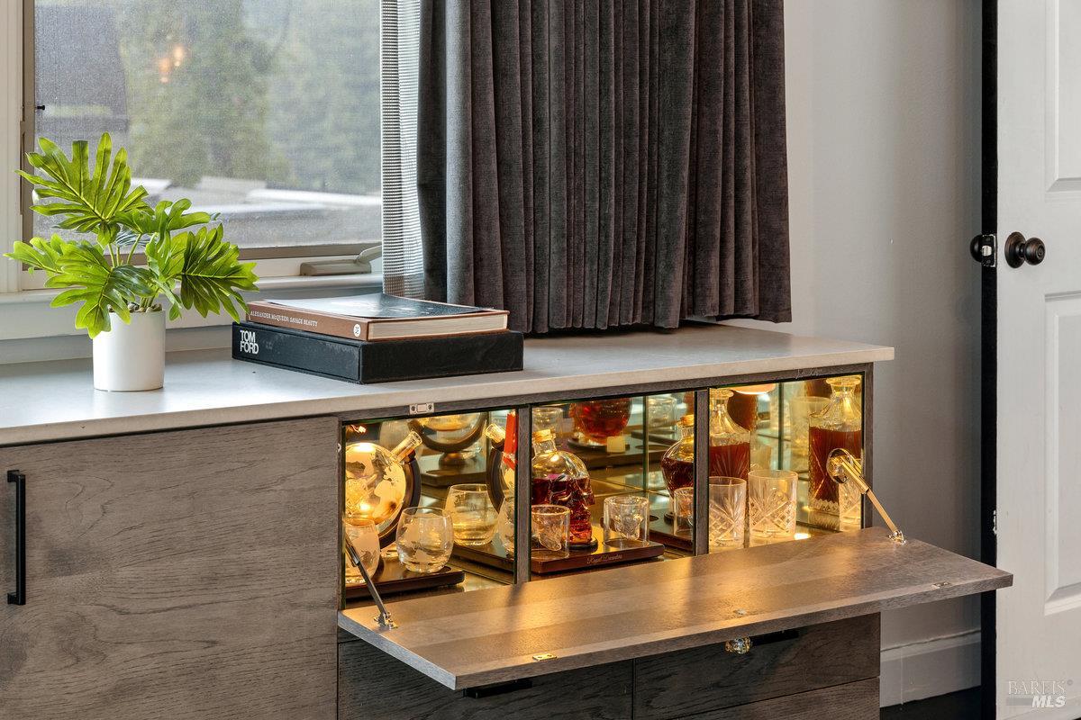 Detail Gallery Image 53 of 60 For 223 Evergreen Dr, Kentfield,  CA 94904 - 5 Beds | 4 Baths