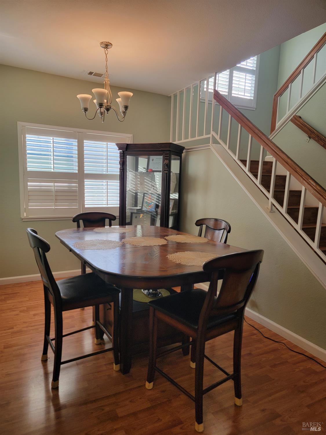 Detail Gallery Image 3 of 21 For 1130 Silk Oak Dr, Suisun City,  CA 94585 - 3 Beds | 2/1 Baths