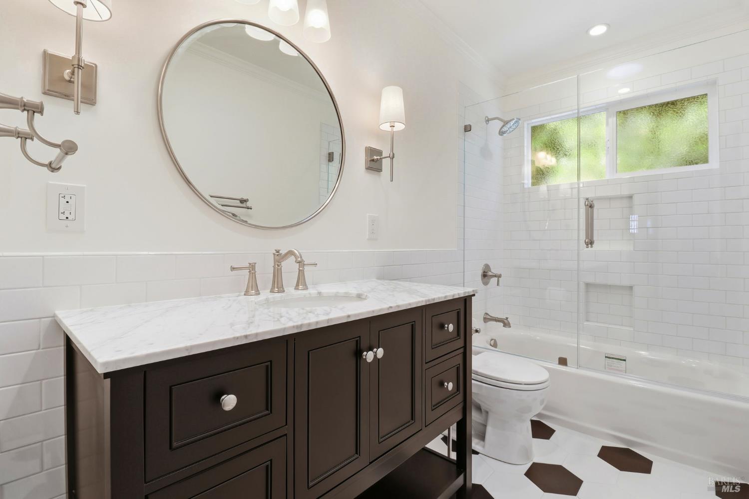 Detail Gallery Image 18 of 24 For 55 San Joaquin Pl, Novato,  CA 94947 - 3 Beds | 2 Baths