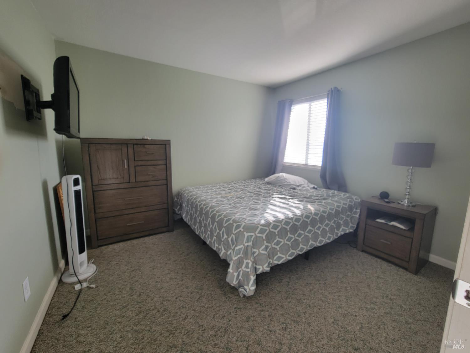 Detail Gallery Image 9 of 21 For 1130 Silk Oak Dr, Suisun City,  CA 94585 - 3 Beds | 2/1 Baths