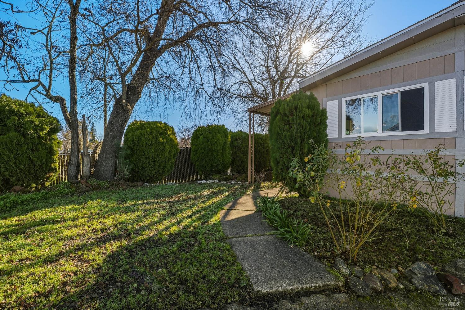 Detail Gallery Image 26 of 43 For 1025 Martin St 42, Lakeport,  CA 95453 - 2 Beds | 2 Baths