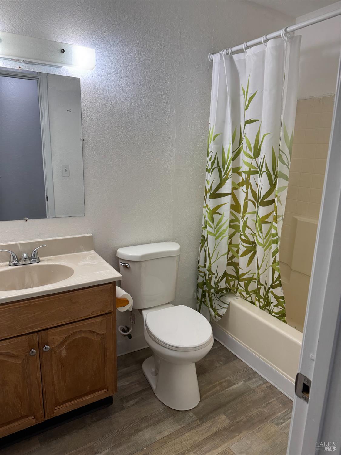 Detail Gallery Image 7 of 15 For 350 Creekside Dr, Willits,  CA 95490 - – Beds | – Baths