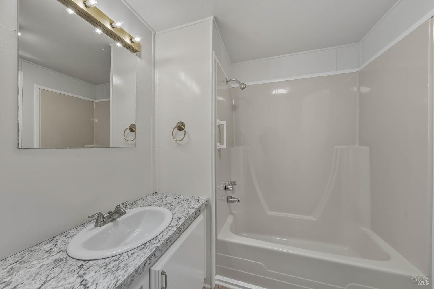 Detail Gallery Image 23 of 48 For 1025 Martin St 41, Lakeport,  CA 95453 - 2 Beds | 2 Baths