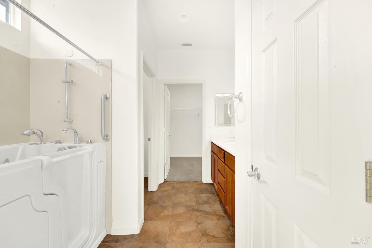 Detail Gallery Image 33 of 60 For 255 Rivercliff Dr, Rio Vista,  CA 94571 - 2 Beds | 2 Baths