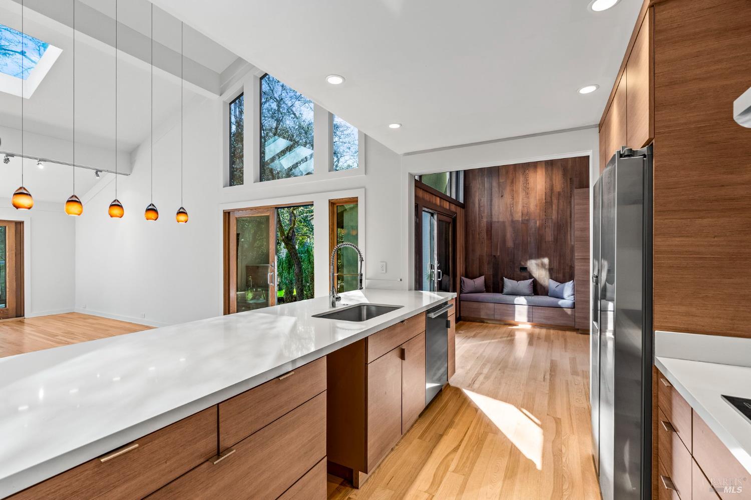 Detail Gallery Image 15 of 54 For 152 Bonnie Brook Dr, Napa,  CA 94558 - 2 Beds | 2 Baths