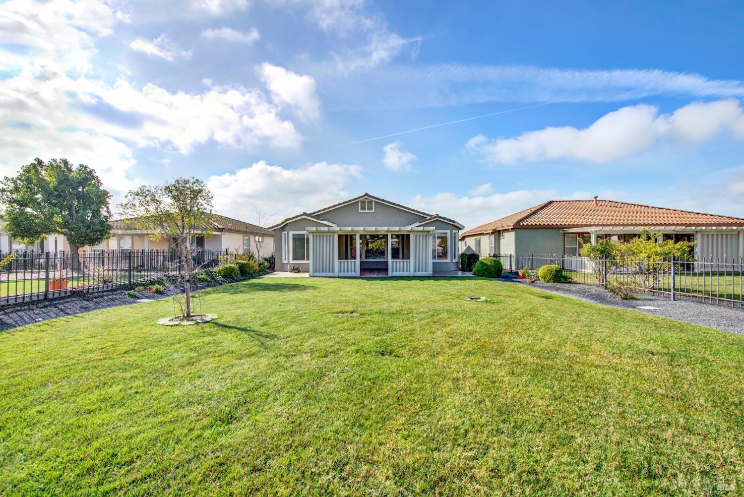 Detail Gallery Image 39 of 60 For 255 Rivercliff Dr, Rio Vista,  CA 94571 - 2 Beds | 2 Baths