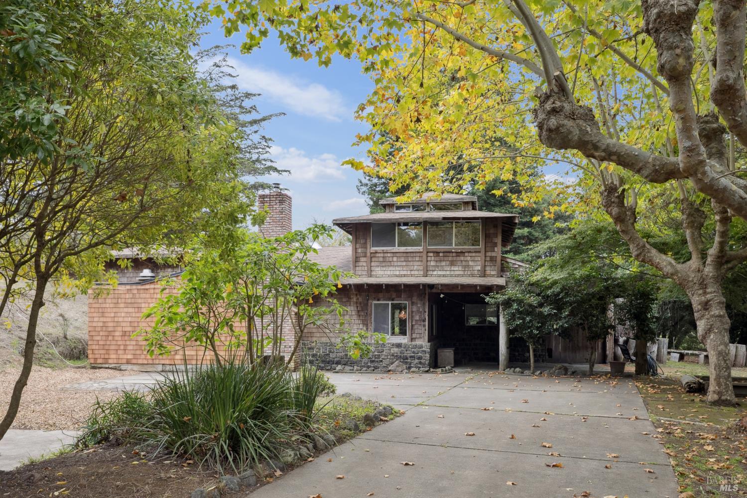 Detail Gallery Image 27 of 33 For 5953 Shoreline Hwy, Bolinas,  CA 94924 - 3 Beds | 1/1 Baths