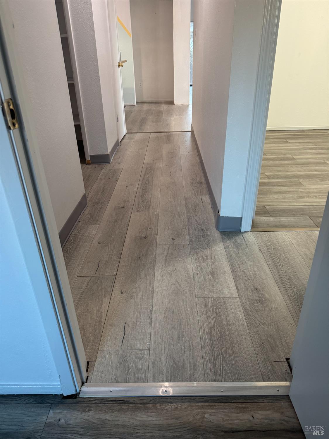 Detail Gallery Image 8 of 15 For 350 Creekside Dr, Willits,  CA 95490 - – Beds | – Baths