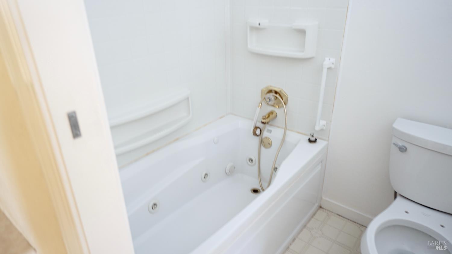 Detail Gallery Image 19 of 28 For 2412 Foothill Blvd 63, Calistoga,  CA 94515 - 2 Beds | 2 Baths