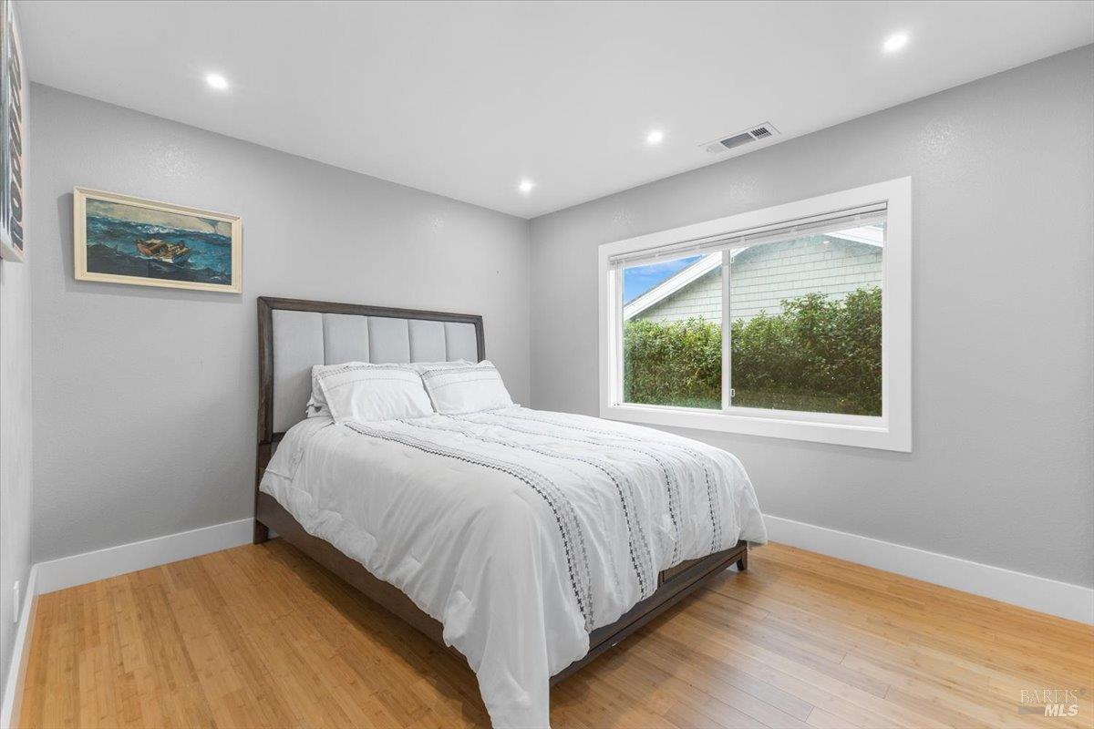 Detail Gallery Image 18 of 39 For 1235 Bay View St, Bodega Bay,  CA 94923 - 3 Beds | 2 Baths