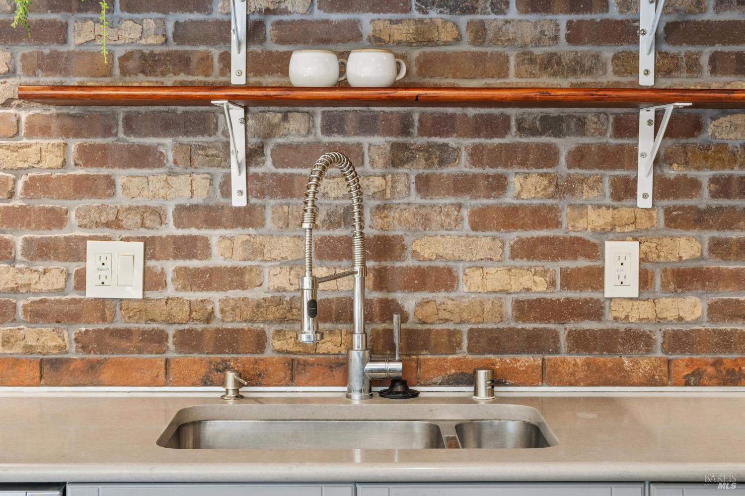 Detail Gallery Image 31 of 70 For 3 Chapparal Ct, Novato,  CA 94949 - 4 Beds | 2/1 Baths