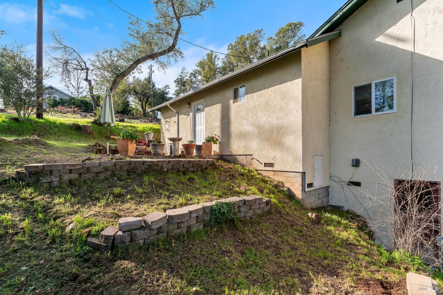 Detail Gallery Image 48 of 51 For 111 Lilac Ln, Saint Helena,  CA 94574 - 2 Beds | 2 Baths