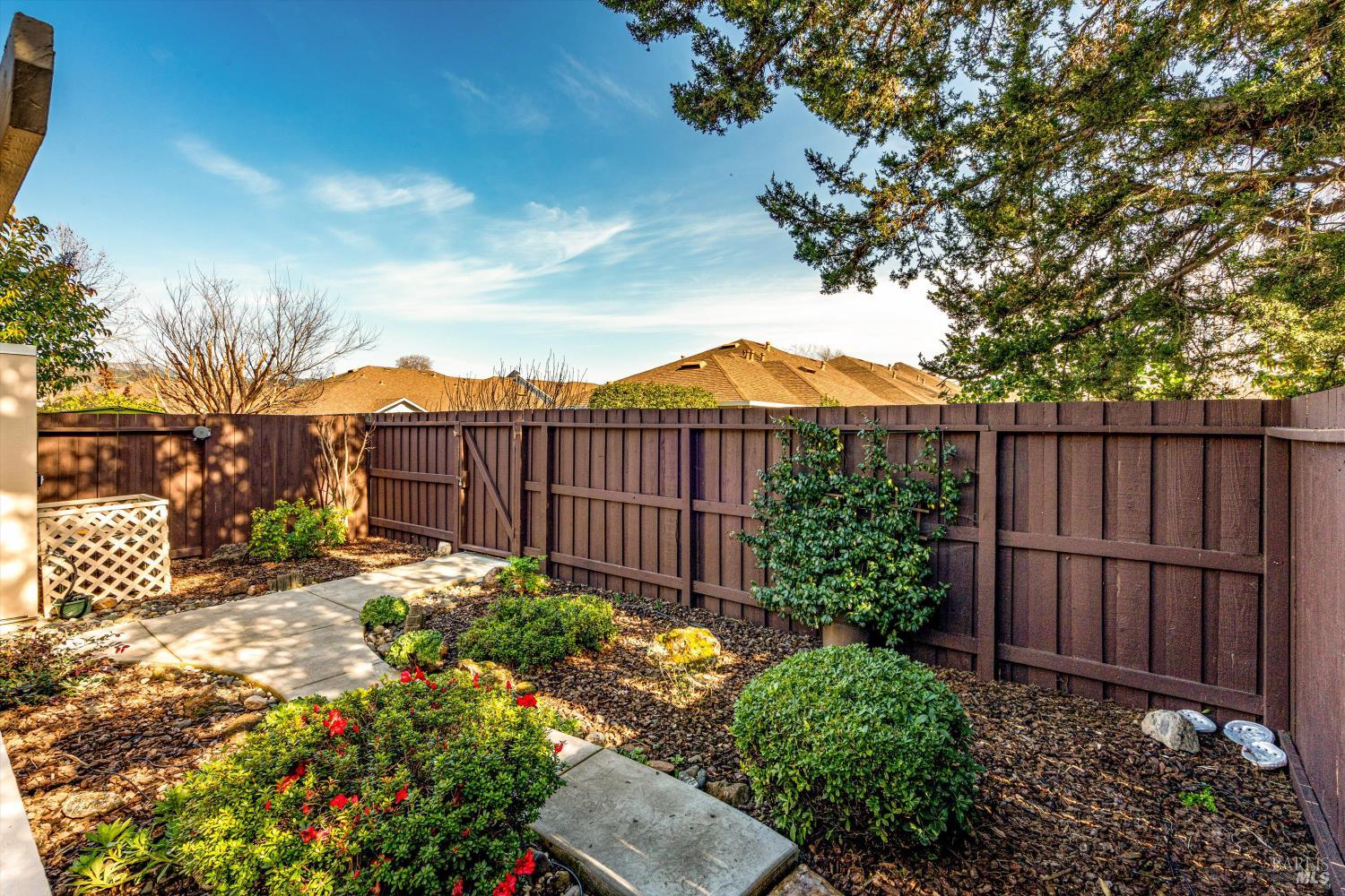 Detail Gallery Image 25 of 33 For 920 5th St #Q,  Sonoma,  CA 95476 - 2 Beds | 2 Baths