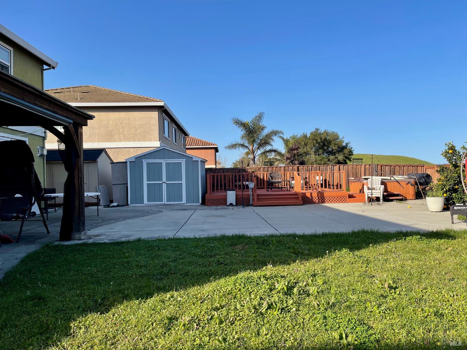 Detail Gallery Image 26 of 28 For 1844 Stockbridge Dr, Fairfield,  CA 94534 - 5 Beds | 4 Baths