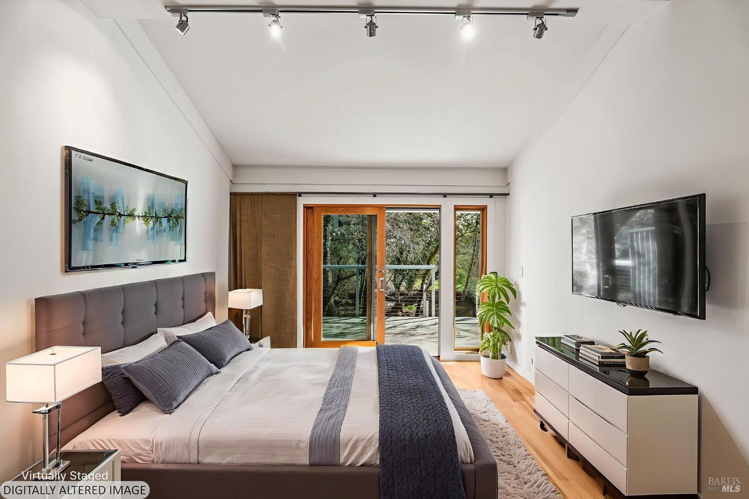 Detail Gallery Image 43 of 54 For 152 Bonnie Brook Dr, Napa,  CA 94558 - 2 Beds | 2 Baths