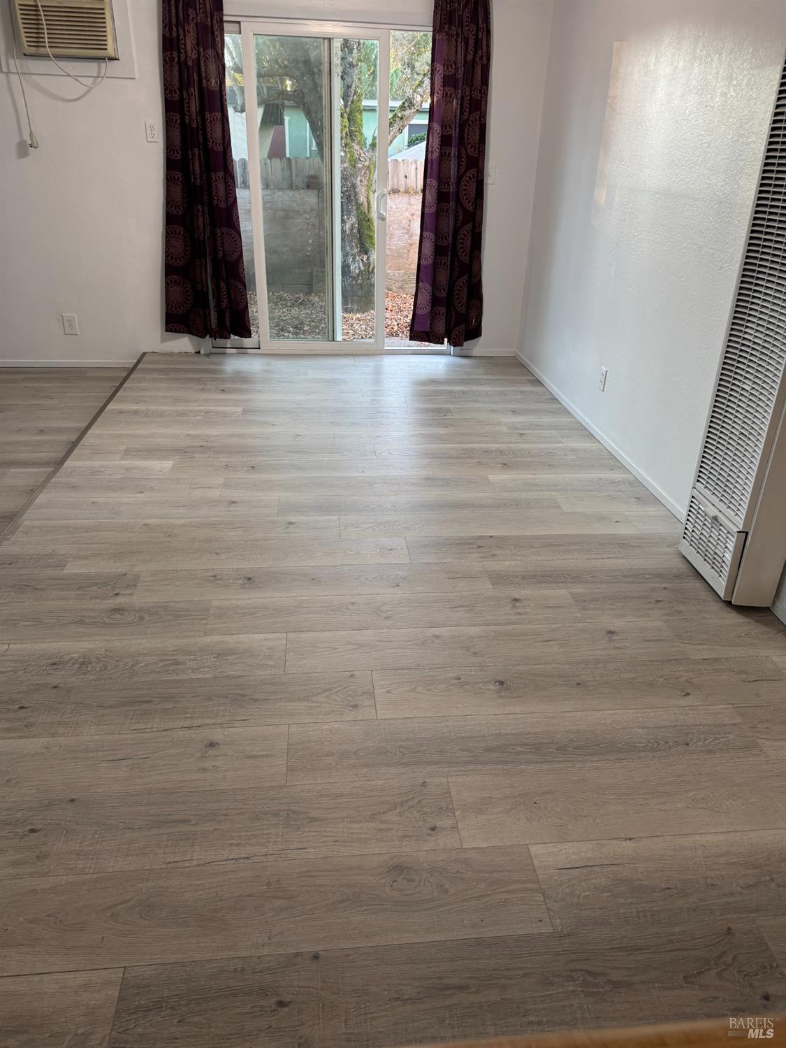 Detail Gallery Image 9 of 15 For 350 Creekside Dr, Willits,  CA 95490 - – Beds | – Baths