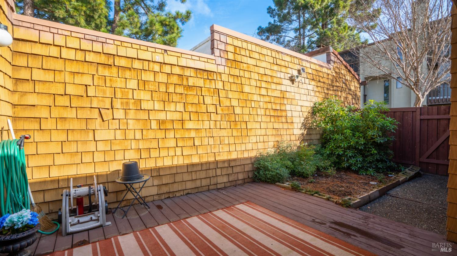 Detail Gallery Image 3 of 16 For 164 Kathy Ellen Dr, Vallejo,  CA 94591 - 3 Beds | 2/1 Baths