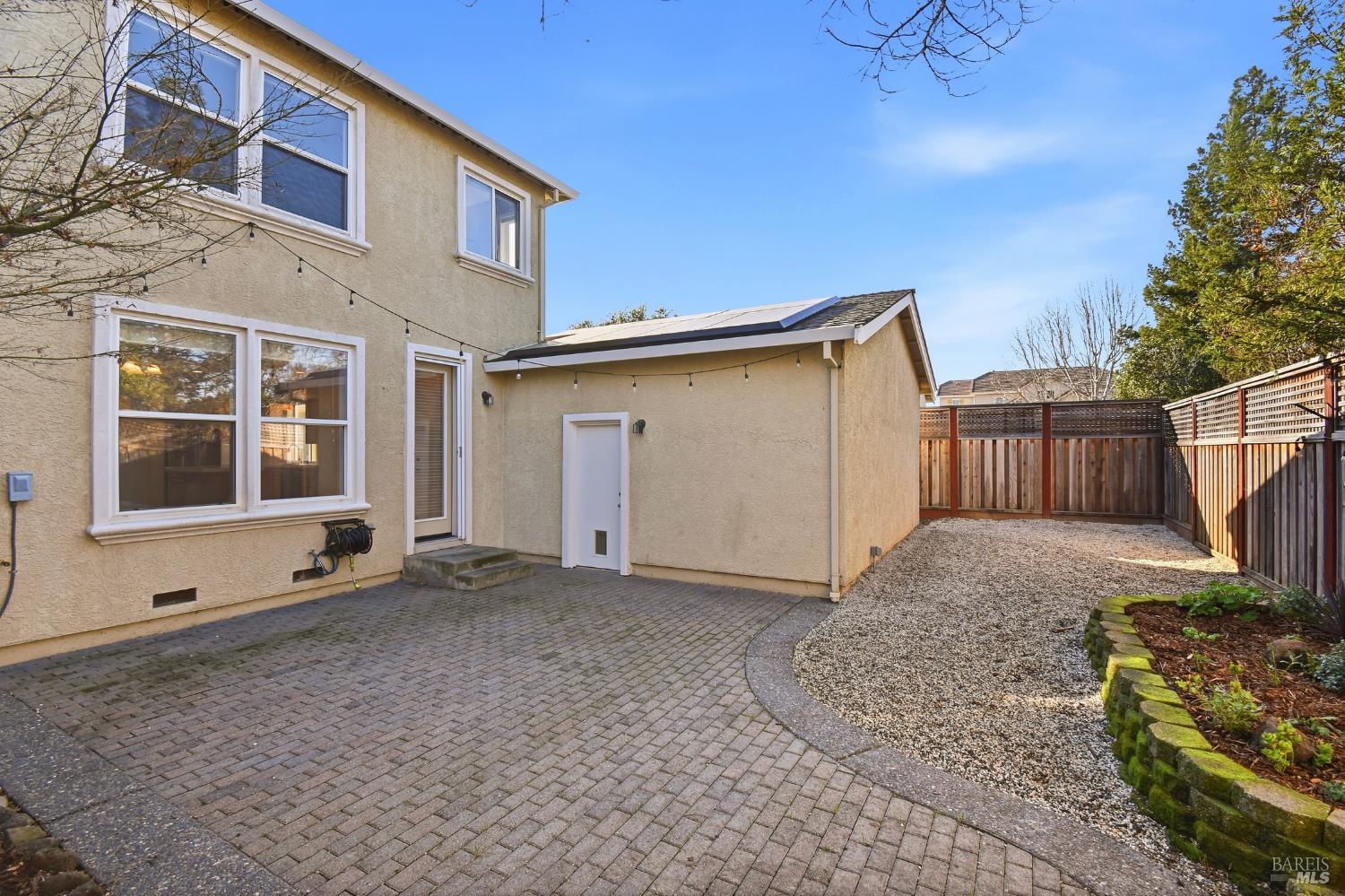 Detail Gallery Image 33 of 35 For 107 Bouquet Cir, Windsor,  CA 95492 - 3 Beds | 2/1 Baths