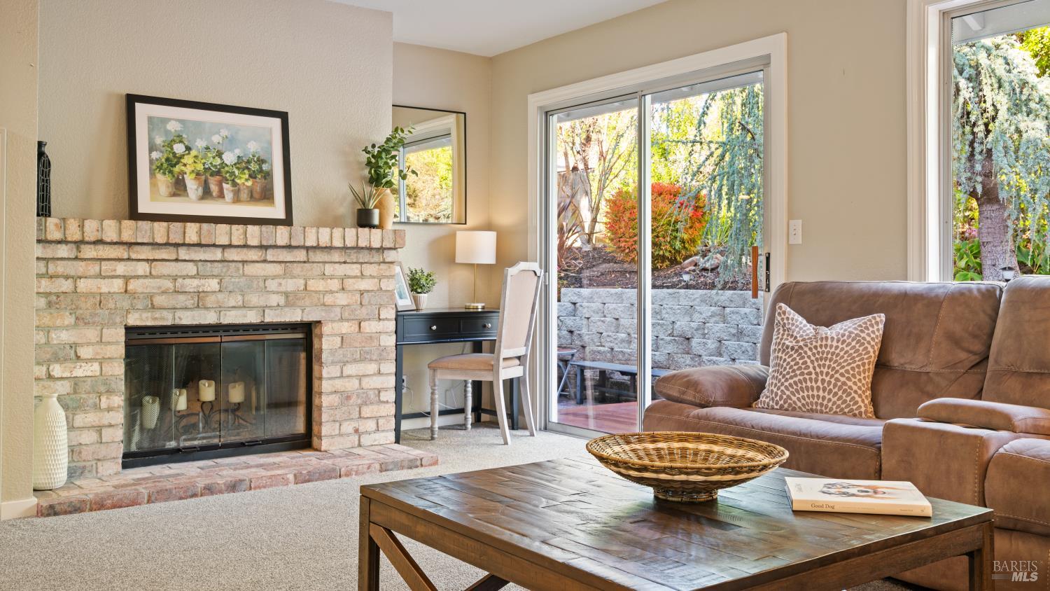 Detail Gallery Image 10 of 50 For 5680 Eagle Rock Ct, Santa Rosa,  CA 95409 - 4 Beds | 2 Baths