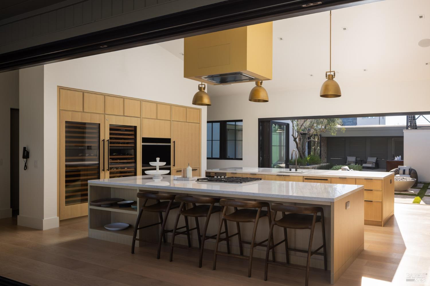 Detail Gallery Image 8 of 36 For 306 Vine Row Ct, Napa,  CA 94559 - 6 Beds | 7/1 Baths