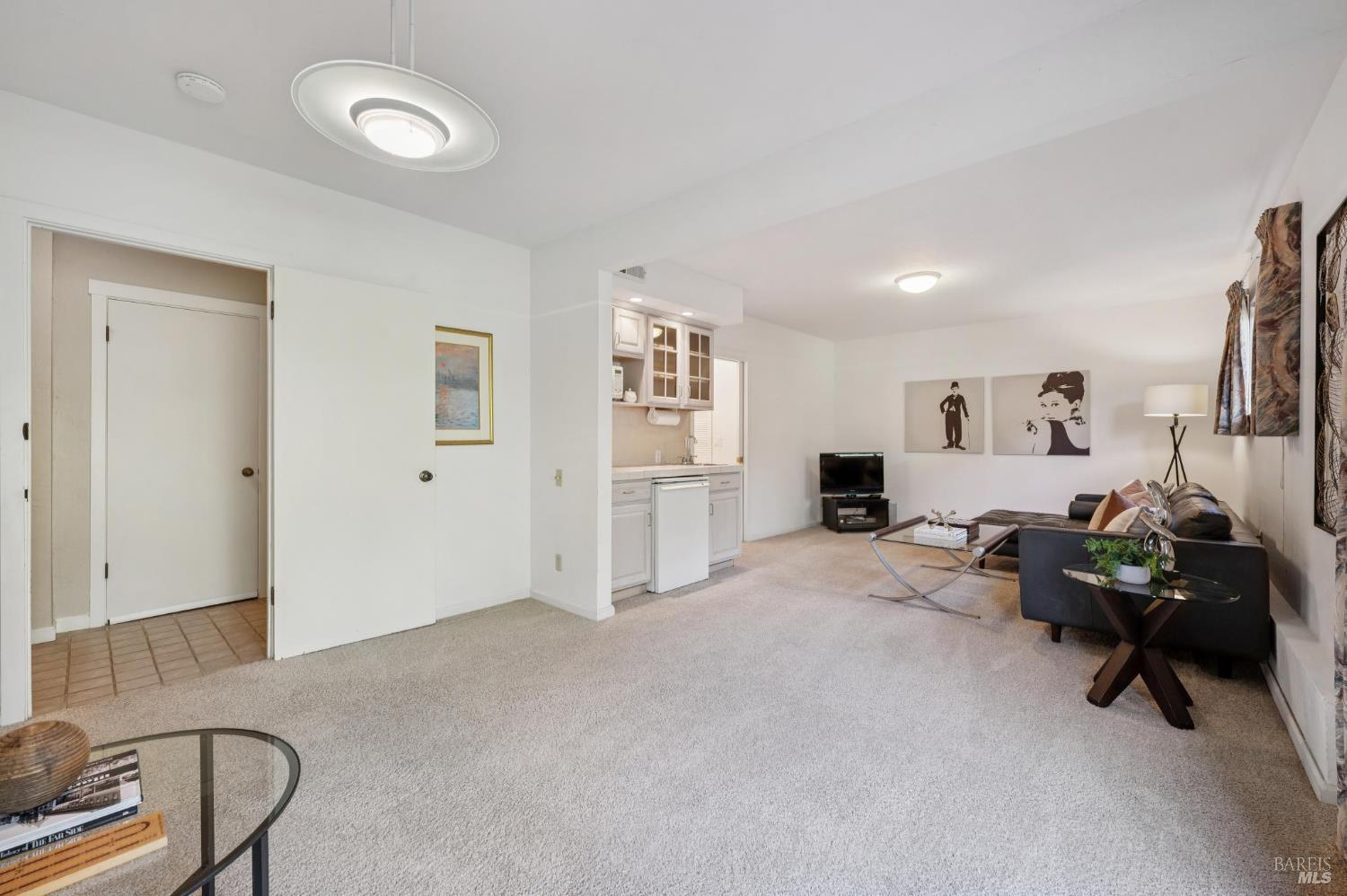 Detail Gallery Image 37 of 63 For 11 Badger Ct, Novato,  CA 94949 - 4 Beds | 3 Baths