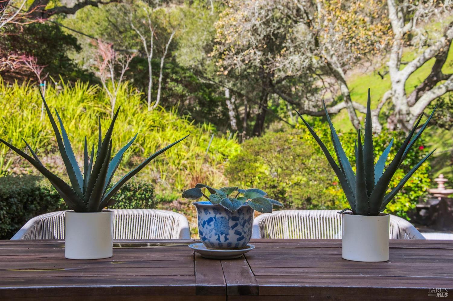 Detail Gallery Image 49 of 63 For 11 Badger Ct, Novato,  CA 94949 - 4 Beds | 3 Baths