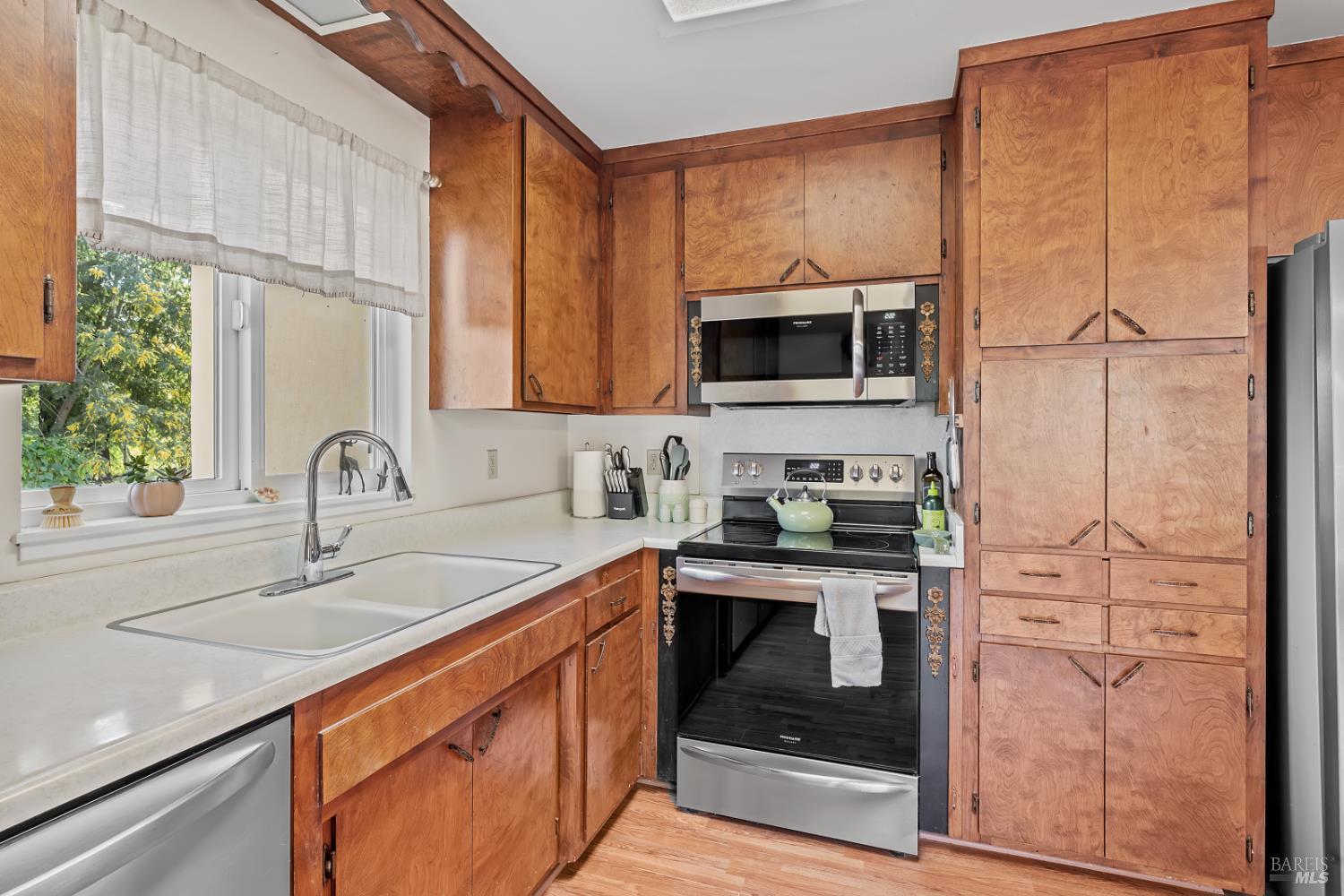 Detail Gallery Image 22 of 51 For 111 Lilac Ln, Saint Helena,  CA 94574 - 2 Beds | 2 Baths