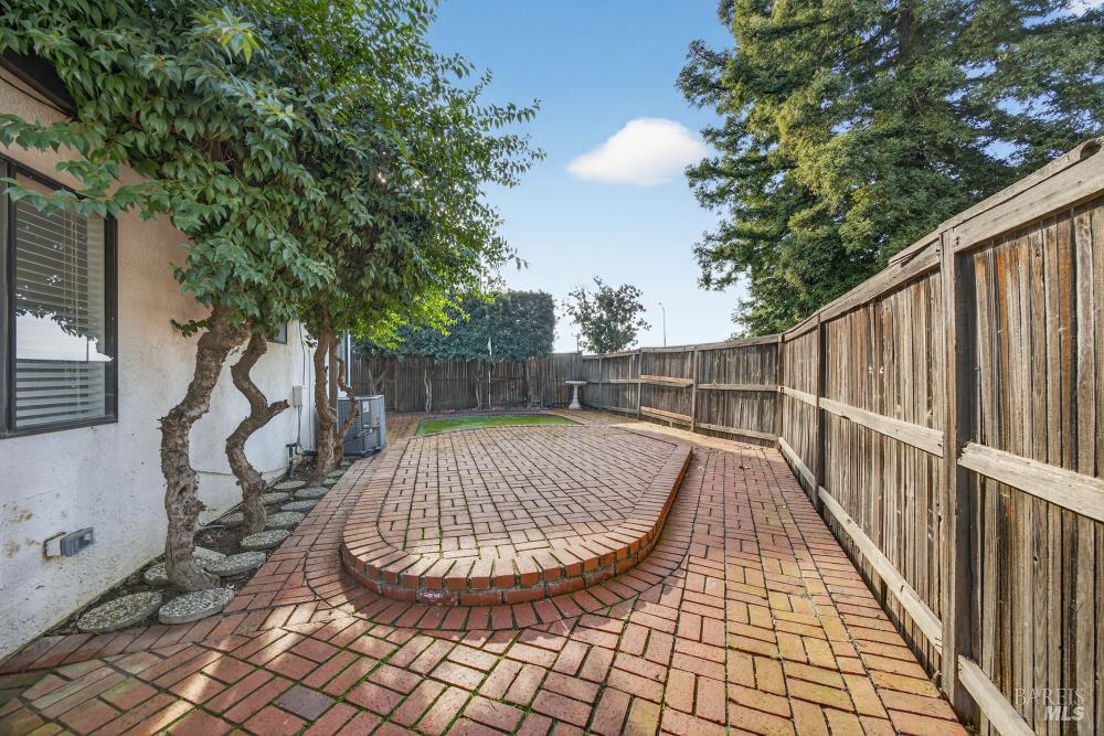 Detail Gallery Image 45 of 57 For 1330 Blackberry Ct, Dixon,  CA 95620 - 3 Beds | 2 Baths