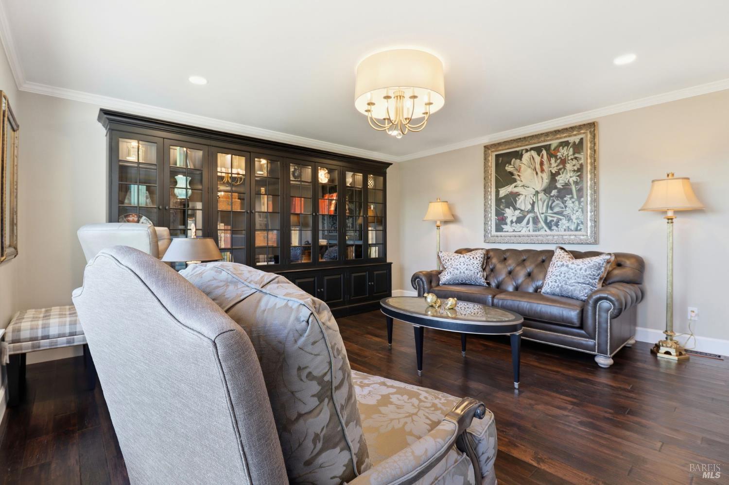 Detail Gallery Image 3 of 24 For 55 San Joaquin Pl, Novato,  CA 94947 - 3 Beds | 2 Baths