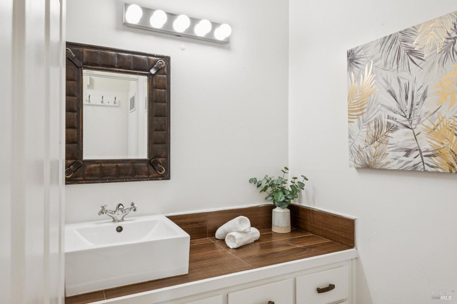 Detail Gallery Image 35 of 70 For 3 Chapparal Ct, Novato,  CA 94949 - 4 Beds | 2/1 Baths