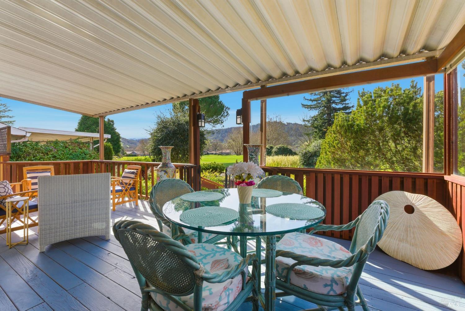 Detail Gallery Image 14 of 53 For 8891 Oakmont Dr, Santa Rosa,  CA 95409 - 2 Beds | 2 Baths